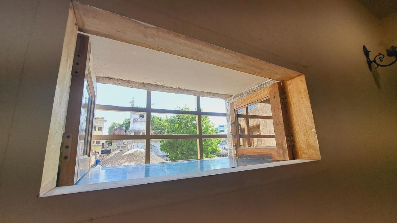 ניו דלהי Sufi Khandar Home Stay מראה חיצוני תמונה