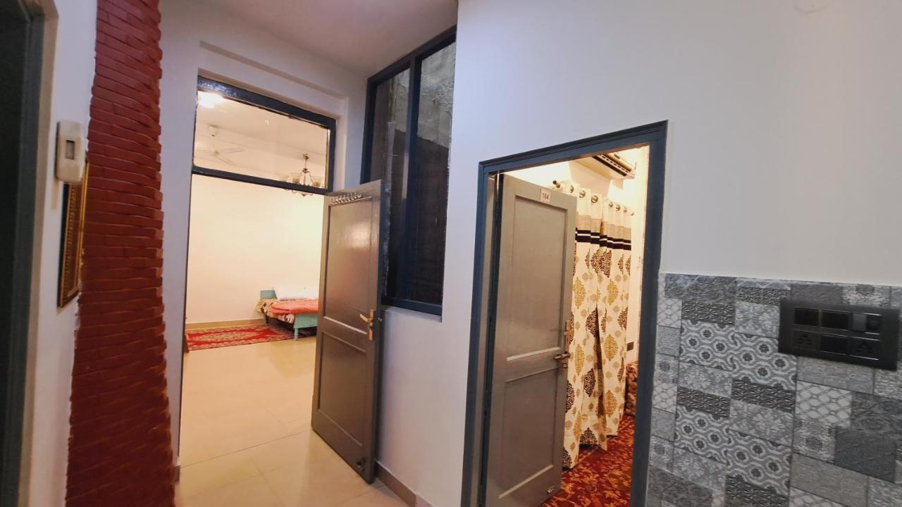 ניו דלהי Sufi Khandar Home Stay מראה חיצוני תמונה