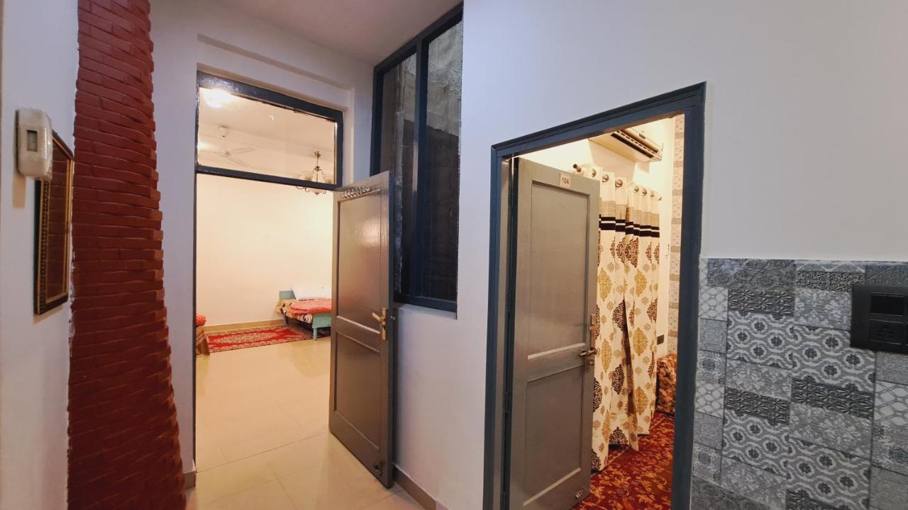 ניו דלהי Sufi Khandar Home Stay מראה חיצוני תמונה