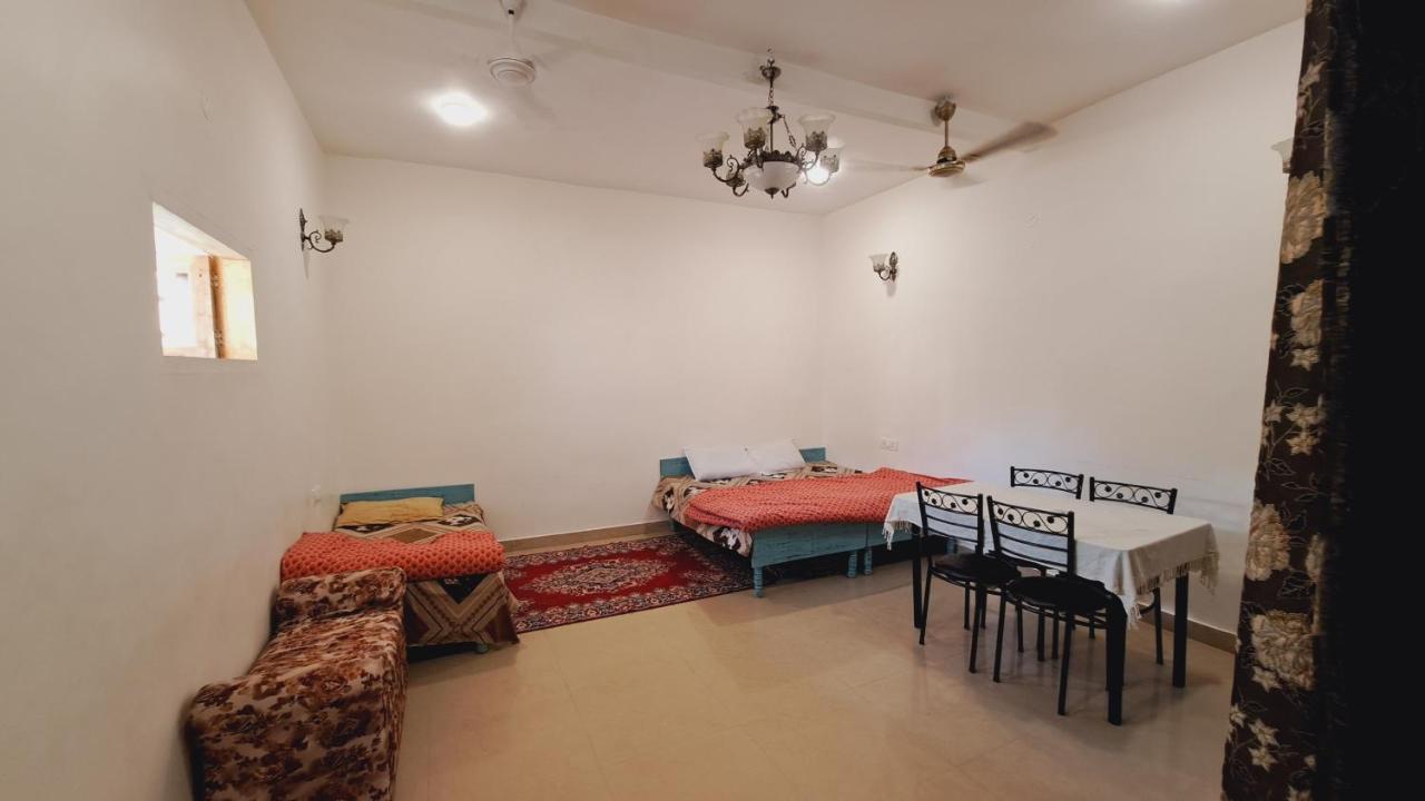 ניו דלהי Sufi Khandar Home Stay מראה חיצוני תמונה