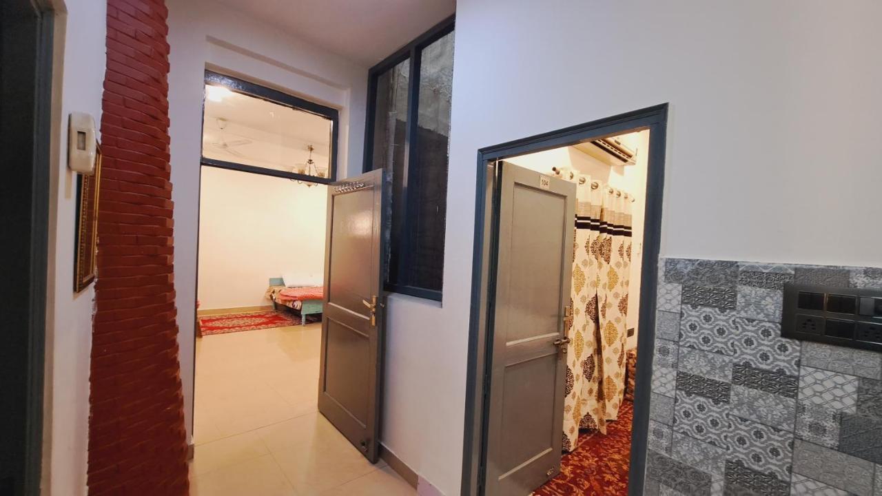 ניו דלהי Sufi Khandar Home Stay מראה חיצוני תמונה
