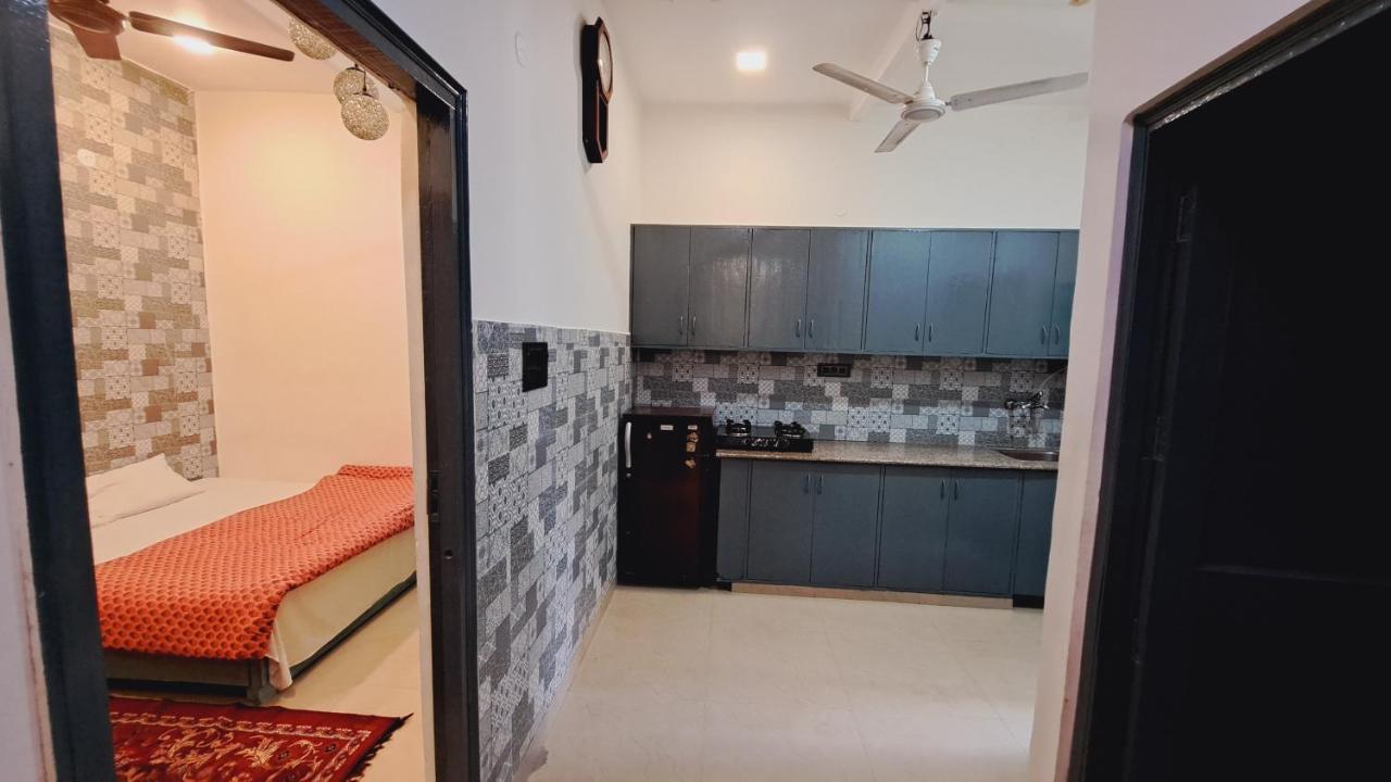 ניו דלהי Sufi Khandar Home Stay מראה חיצוני תמונה