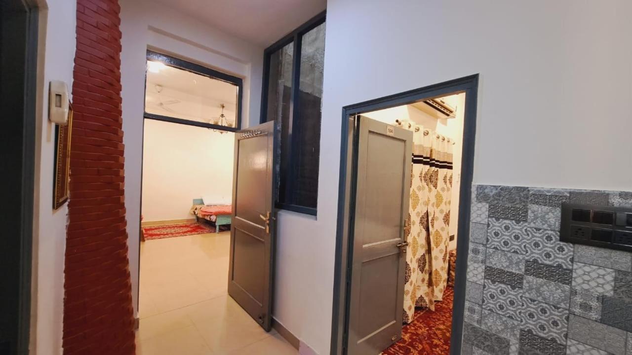 ניו דלהי Sufi Khandar Home Stay מראה חיצוני תמונה