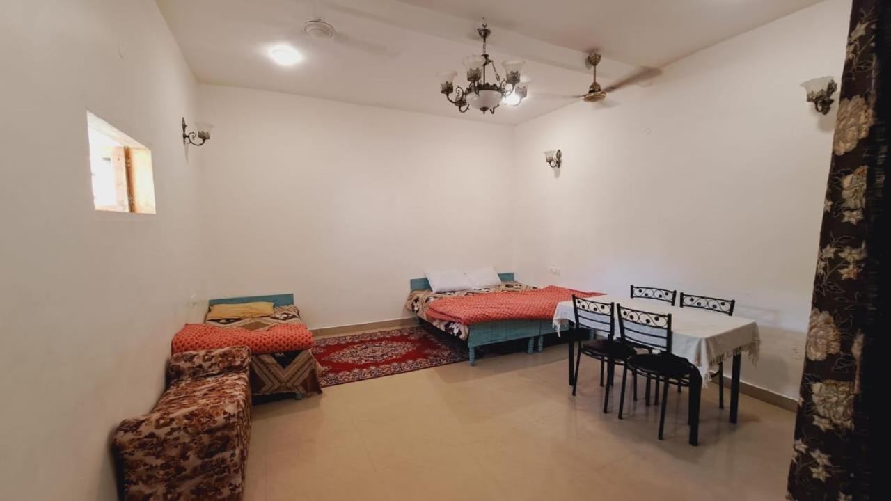 ניו דלהי Sufi Khandar Home Stay מראה חיצוני תמונה